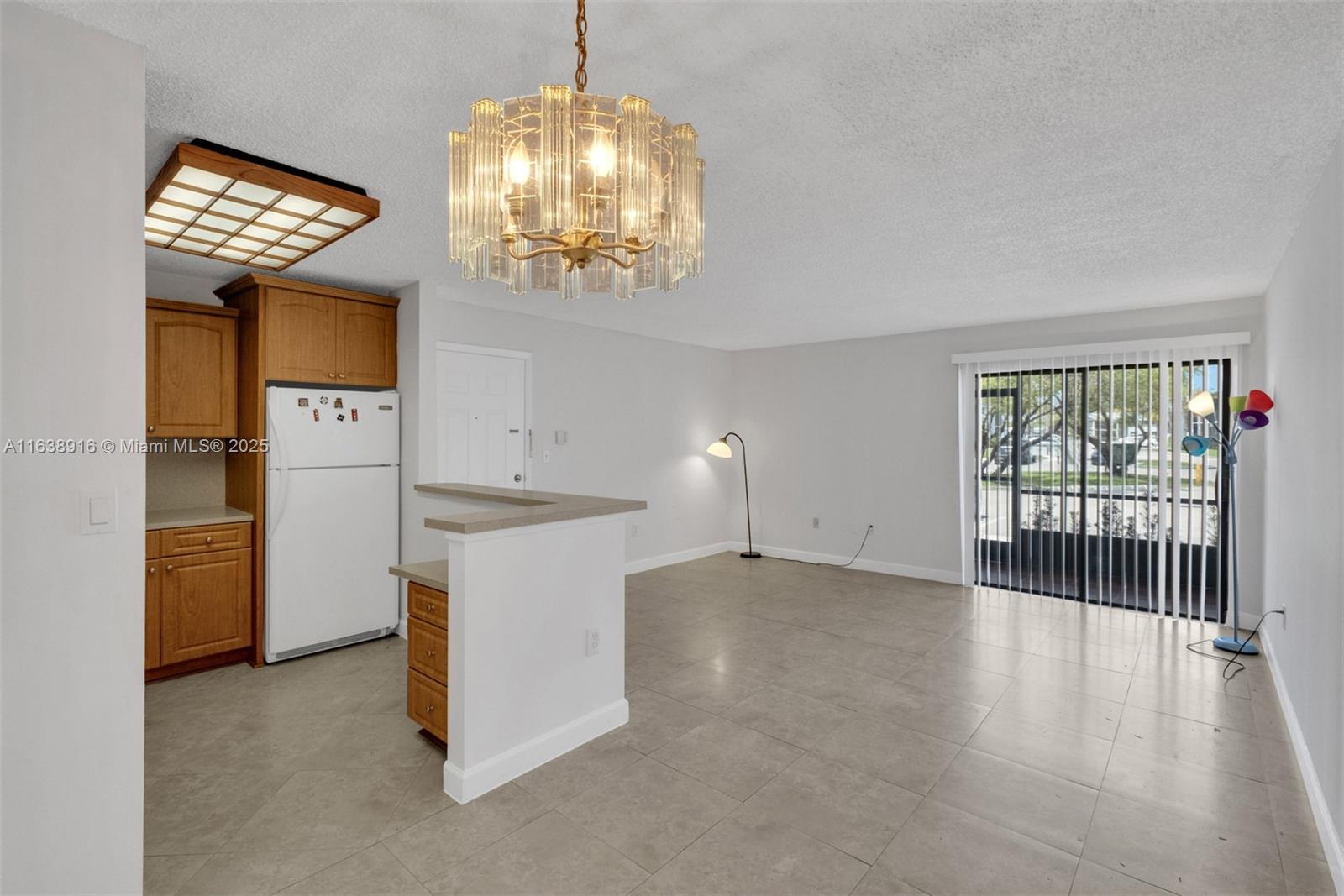 CARMEL LAKES CONDO NO 6 - Residential