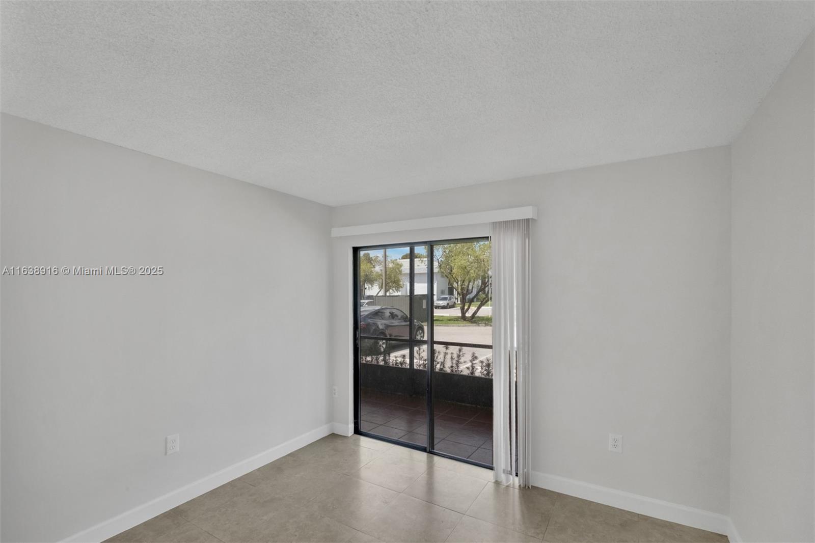 CARMEL LAKES CONDO NO 6 - Residential