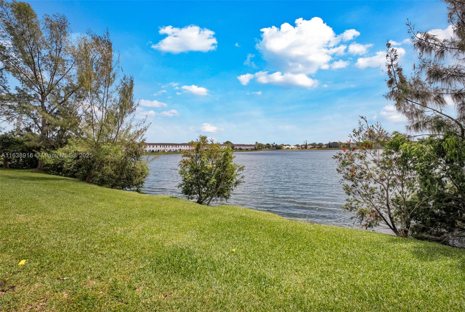CARMEL LAKES CONDO NO 6 - Residential