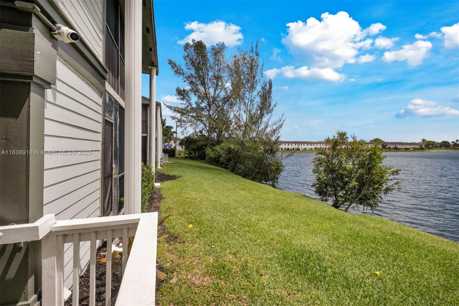 CARMEL LAKES CONDO NO 6 - Residential