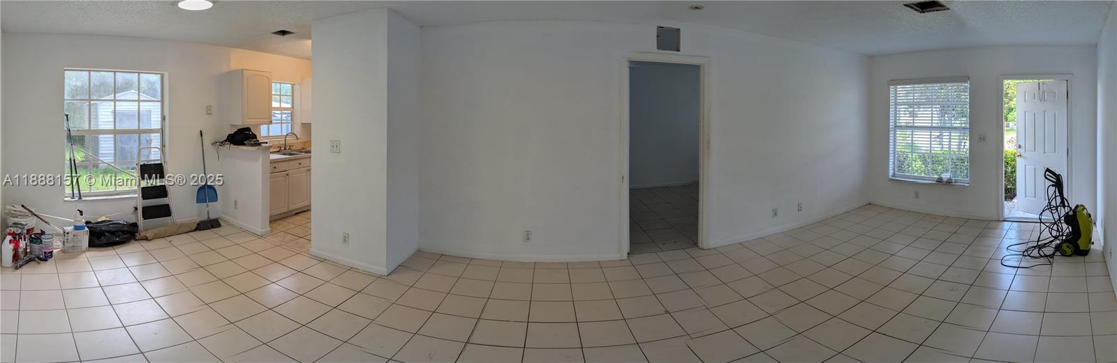 CARVER PARK - Residential Lease