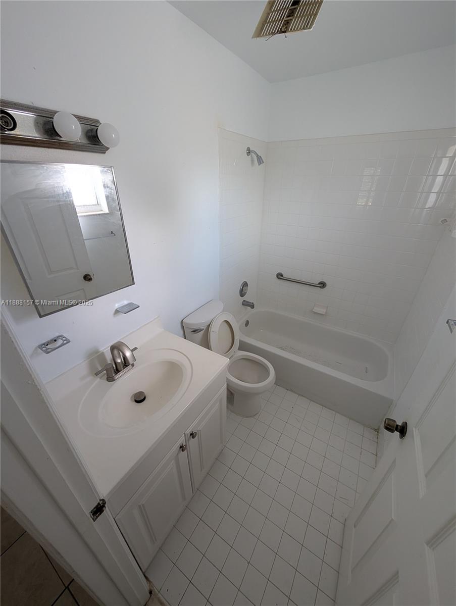 CARVER PARK - Residential Lease