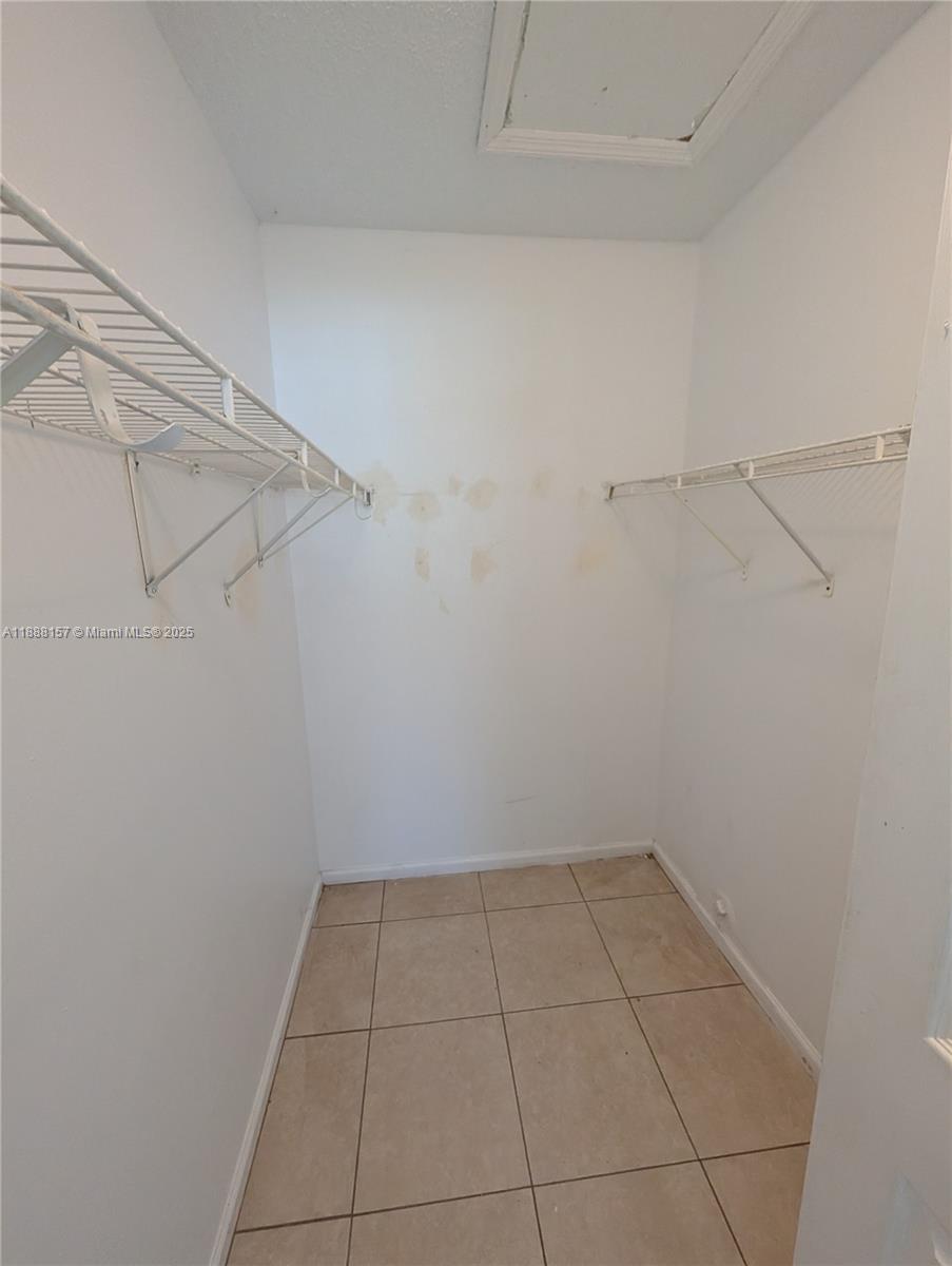 CARVER PARK - Residential Lease