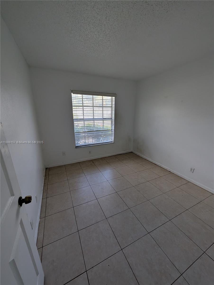 CARVER PARK - Residential Lease