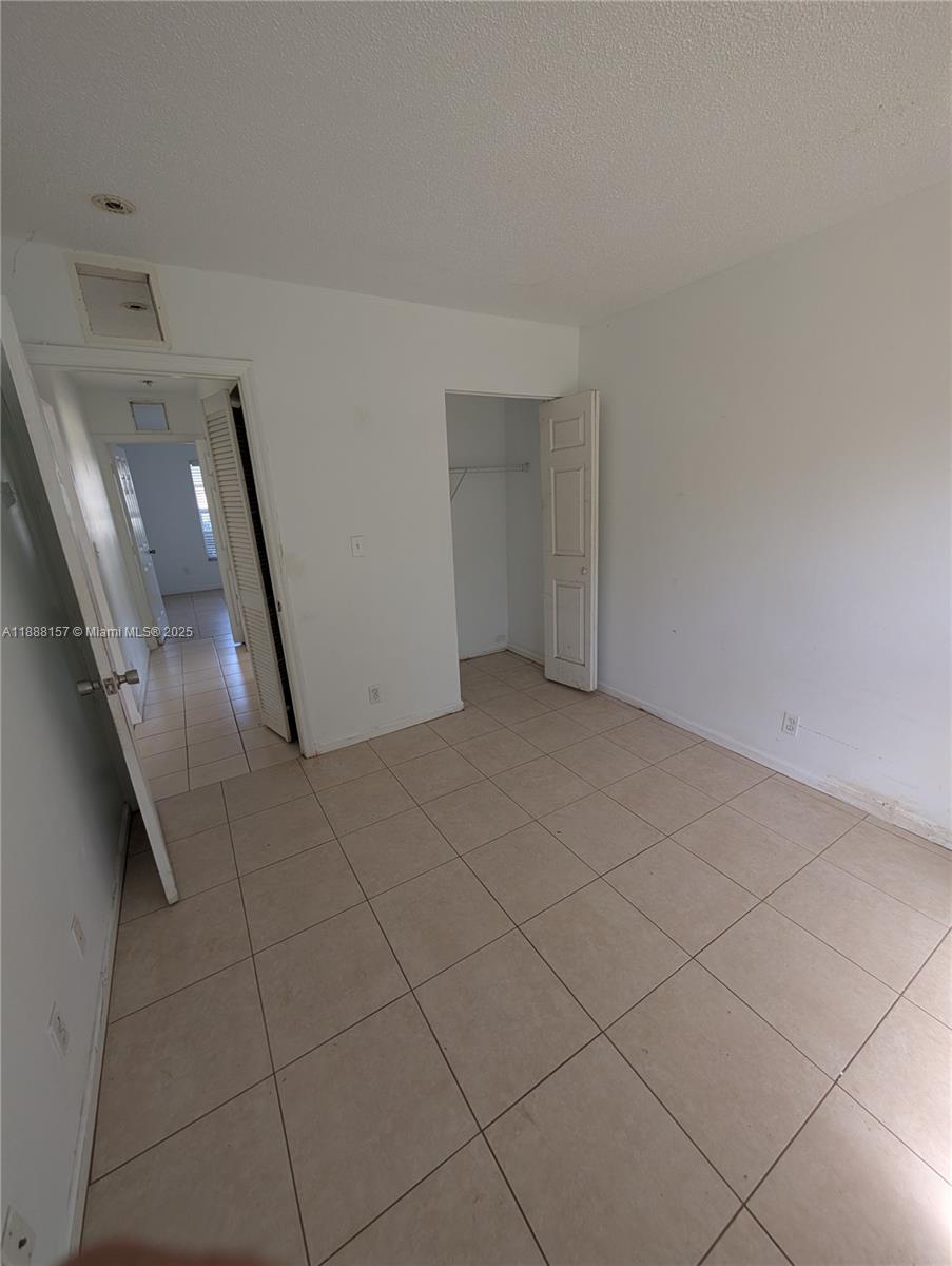 CARVER PARK - Residential Lease