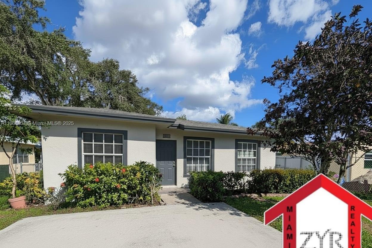 CARVER PARK - Residential Lease