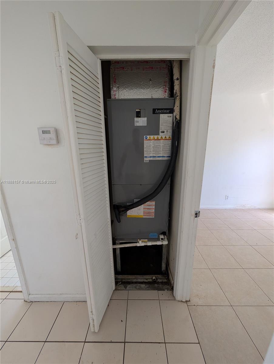 CARVER PARK - Residential Lease