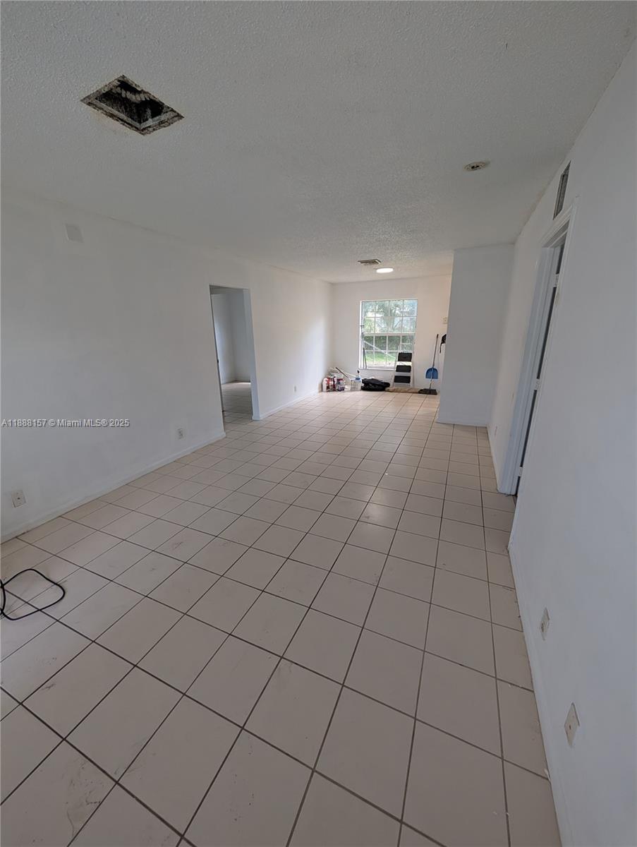 CARVER PARK - Residential Lease