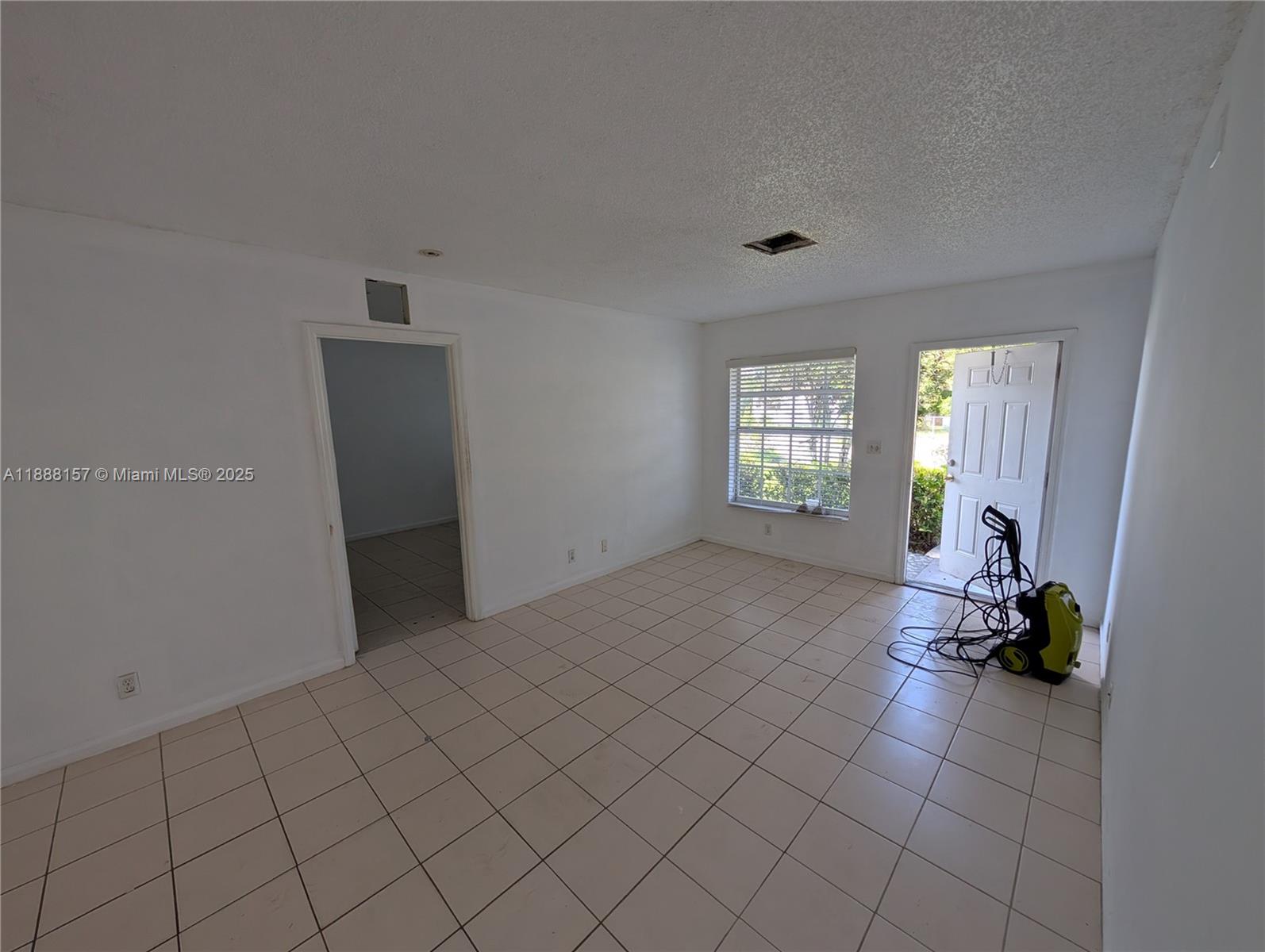 CARVER PARK - Residential Lease