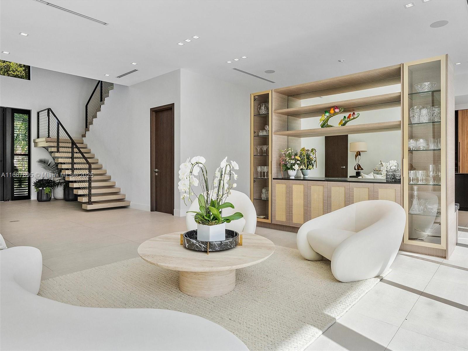 BAY LURE - Residential