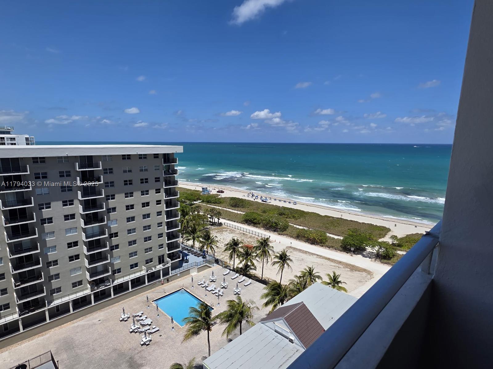 FOUR WINDS CONDO - Residential