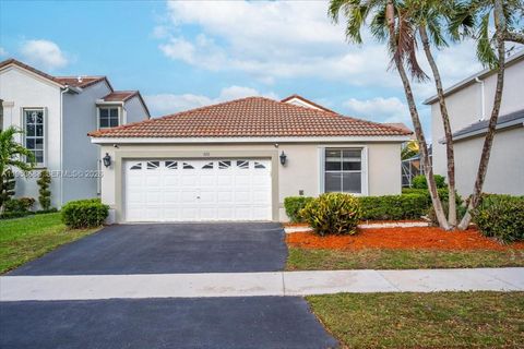 628 Stanton Dr Weston FL 33326