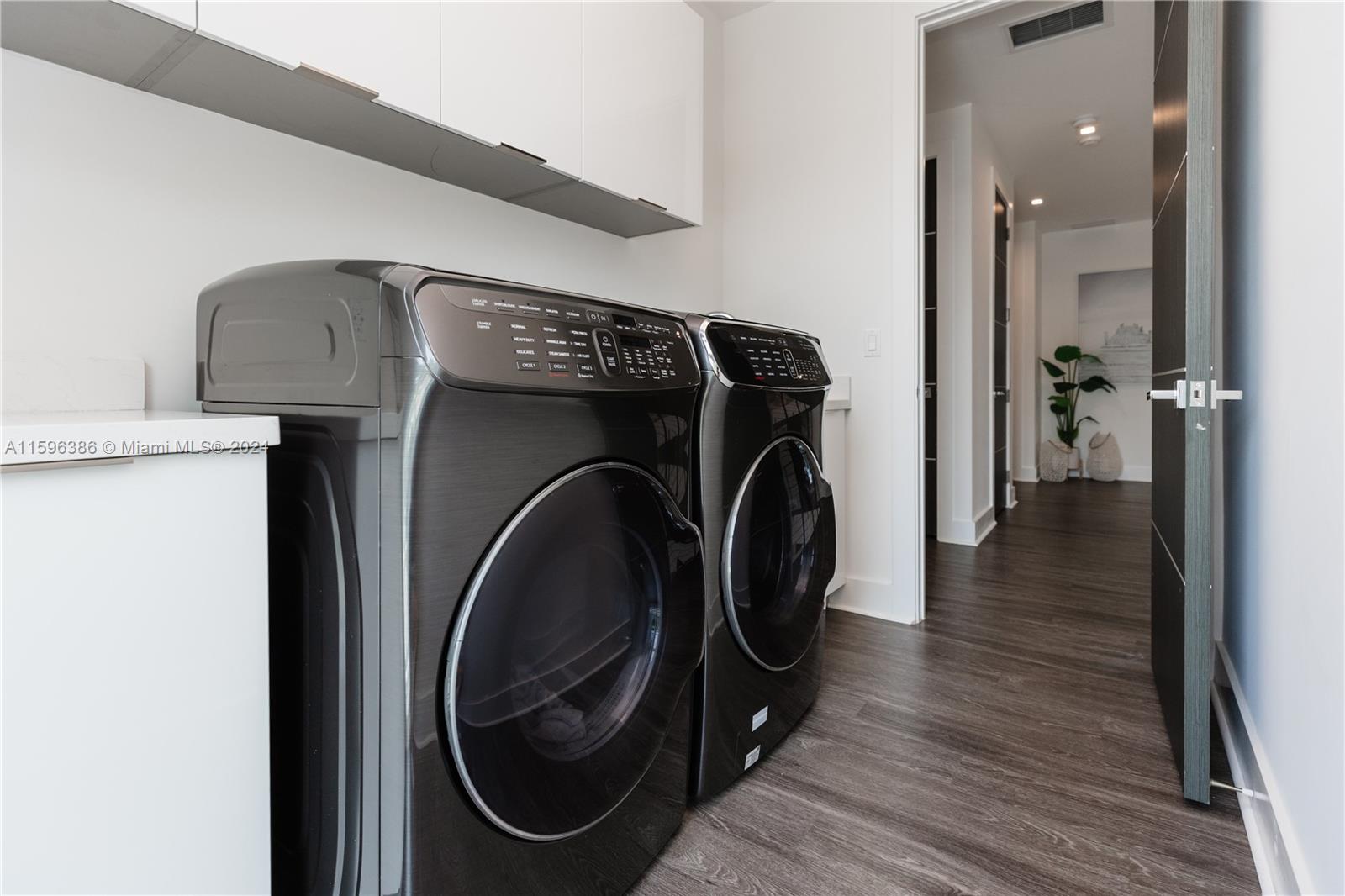 STRANAHANS SUB - Residential