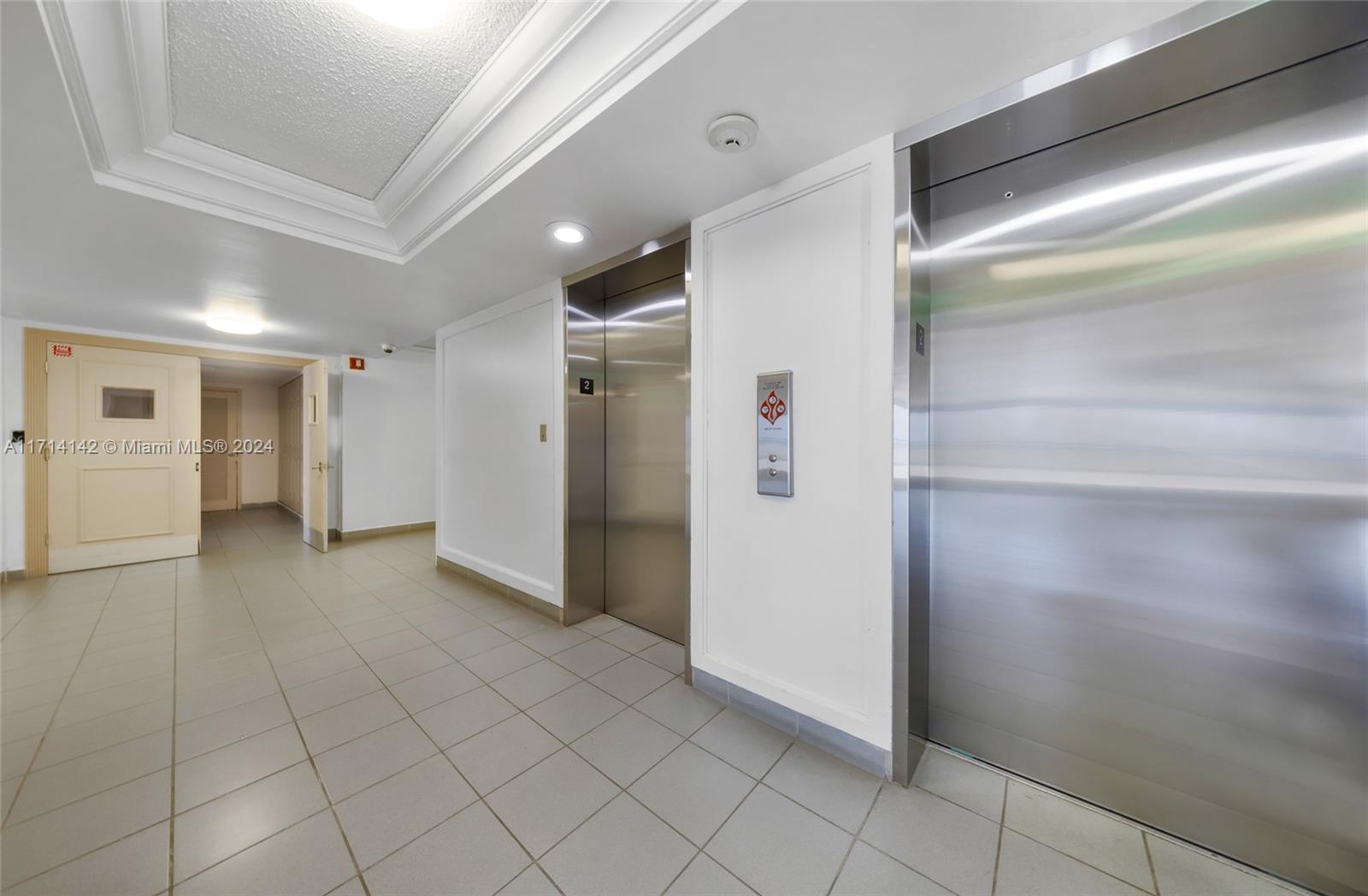 THE PRESIDENTIAL CONDO - Residential