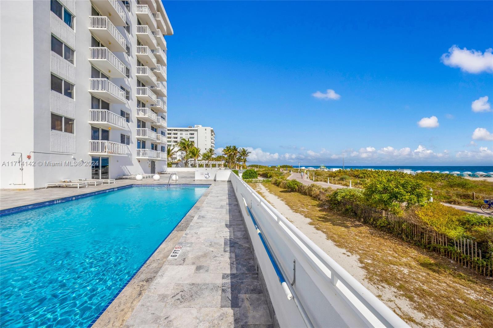 THE PRESIDENTIAL CONDO - Residential
