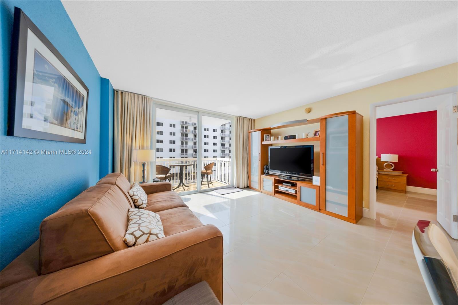 THE PRESIDENTIAL CONDO - Residential