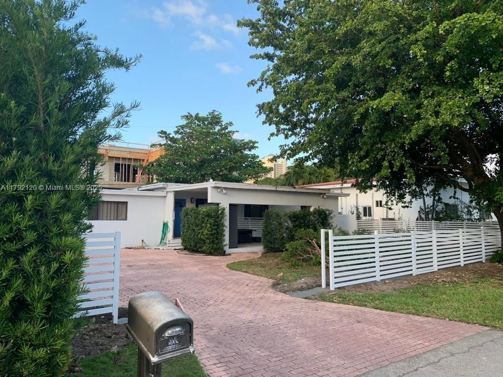 245 189th Ter, Sunny Isles Beach, Miami-Dade County, Florida - 3 Bedrooms  
3 Bathrooms - 