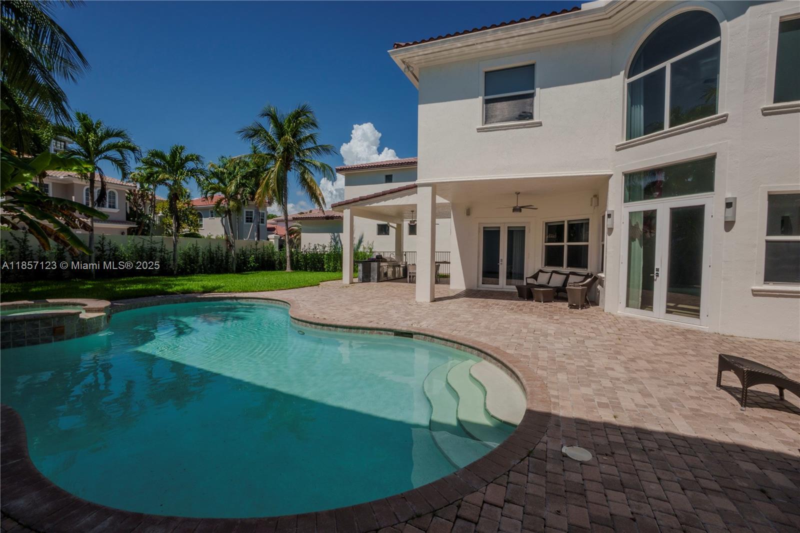 THREE ISLANDS 3RD SECTION - Residential