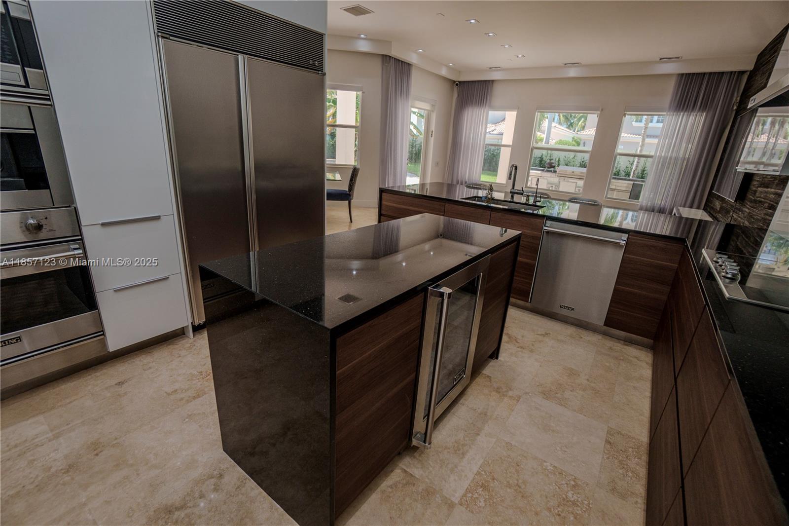 THREE ISLANDS 3RD SECTION - Residential