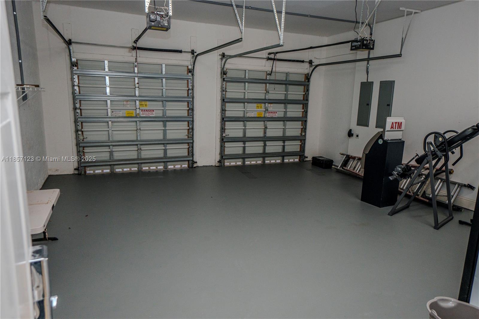 THREE ISLANDS 3RD SECTION - Residential