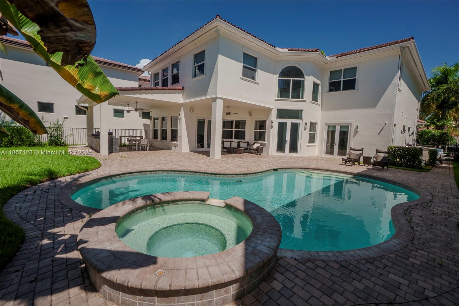 THREE ISLANDS 3RD SECTION - Residential
