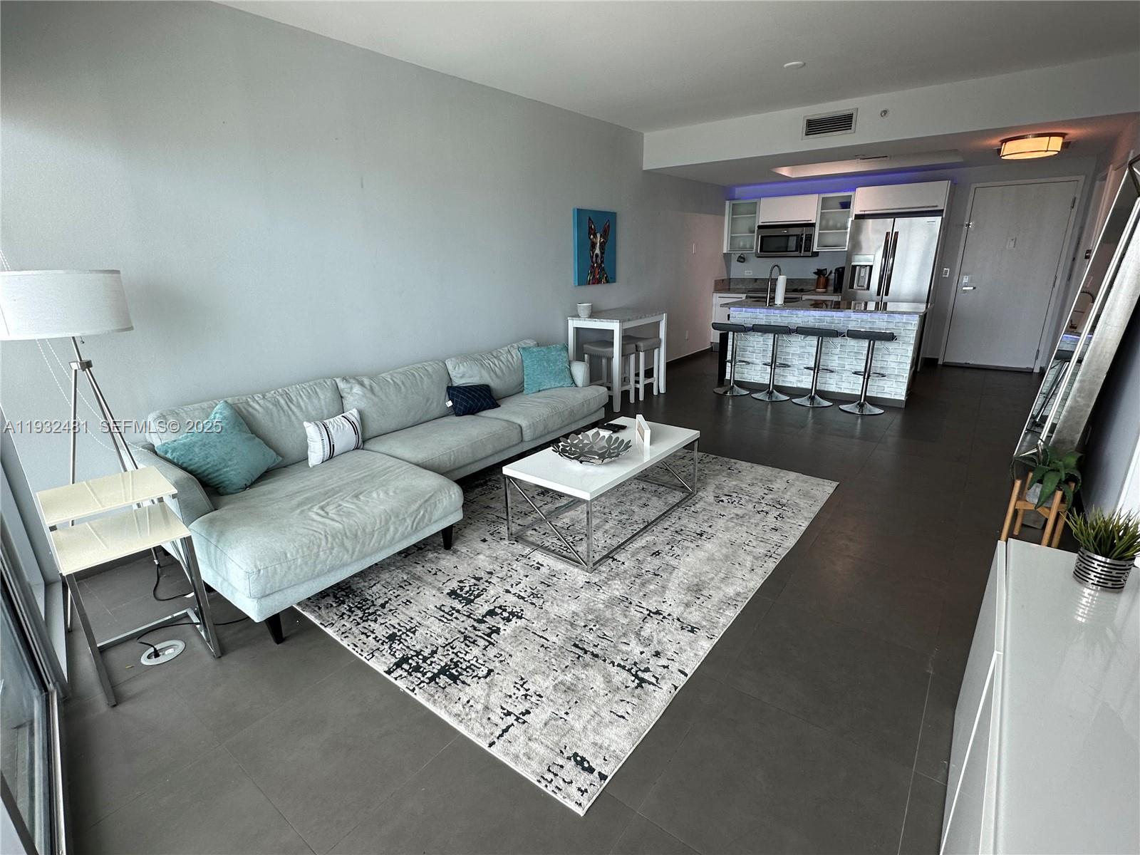 888 Biscayne Blvd 4302