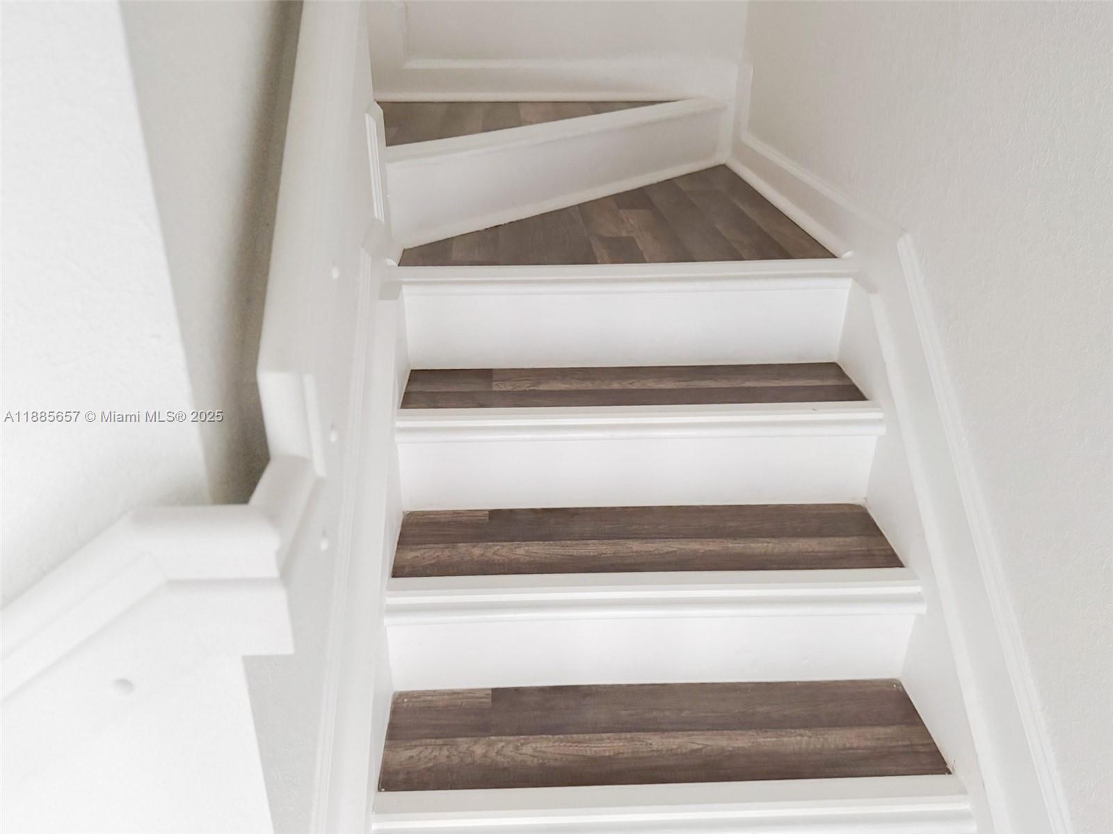 AQUABELLA SECTION ONE - Residential Lease