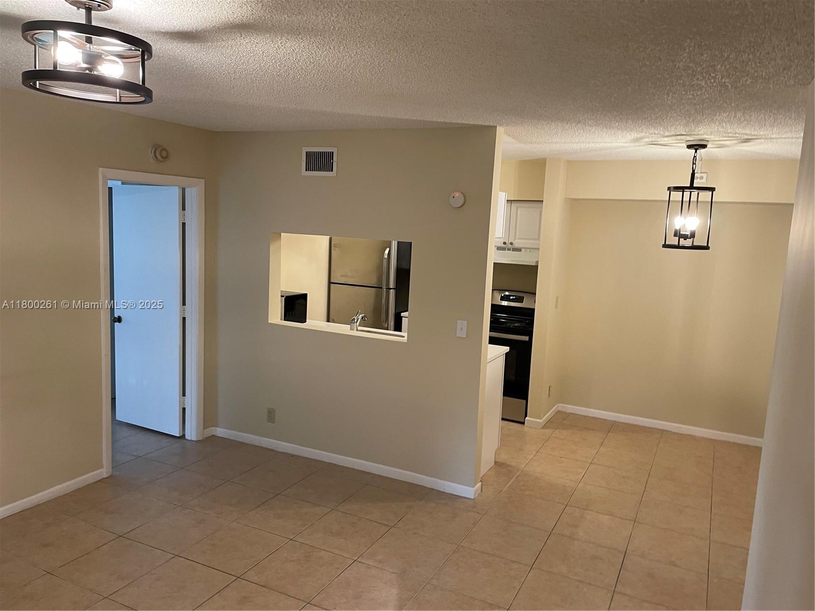 CHASEWOOD OF JUPITER COND - Residential Lease