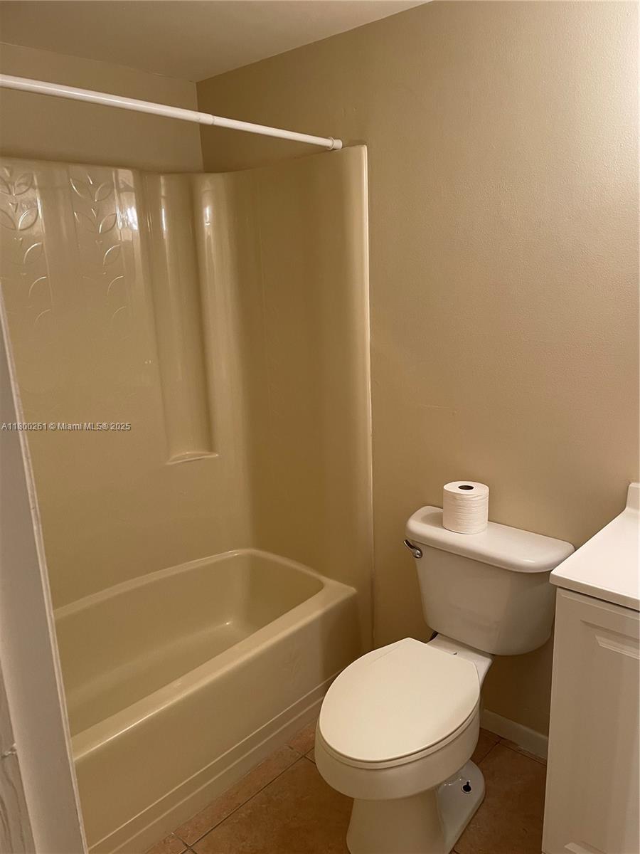 CHASEWOOD OF JUPITER COND - Residential Lease