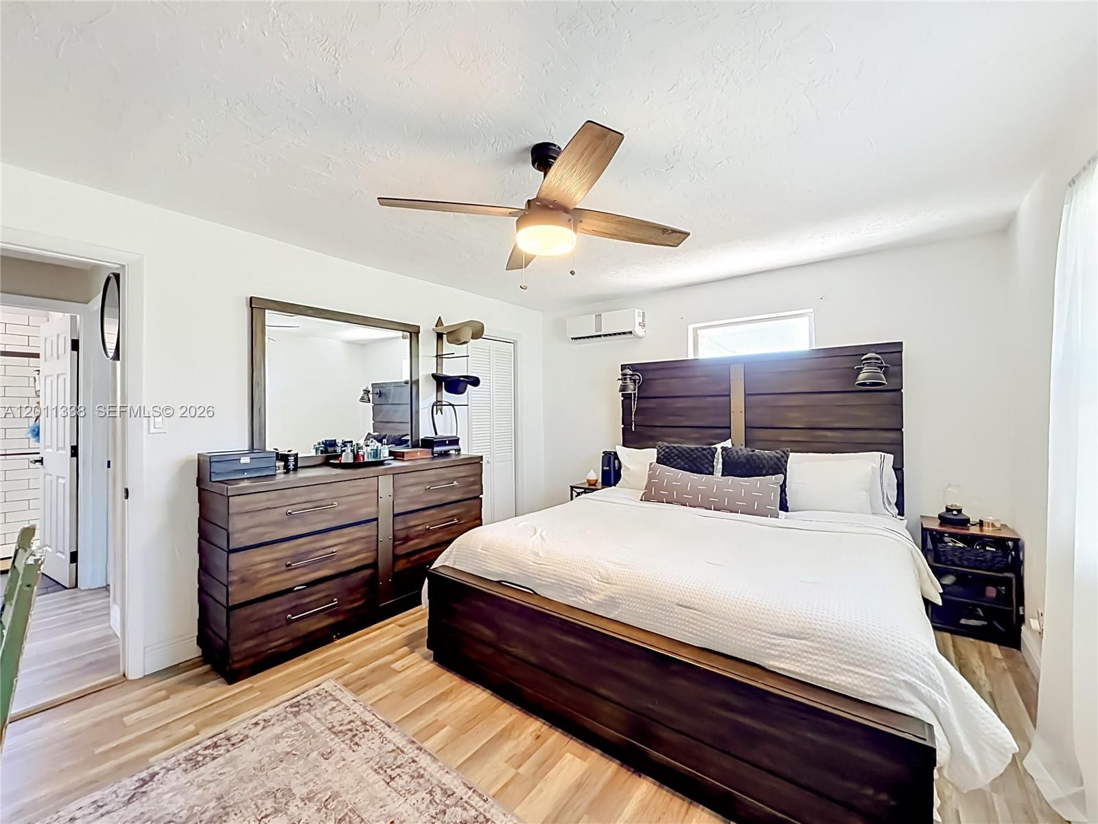 HUNTERS MANOR REV PLAT OF - Residential