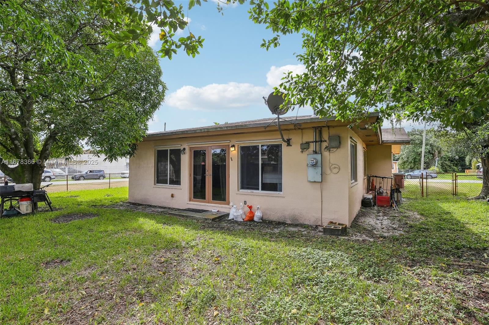 PROSPER PARK AMEN - Residential
