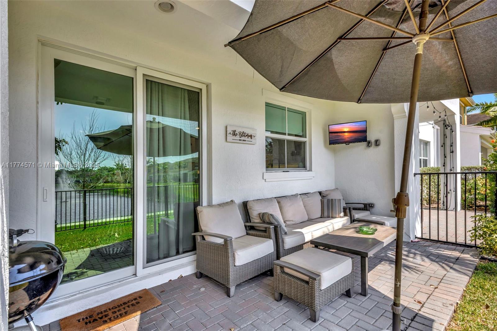 TREVI ISLE - Residential Lease