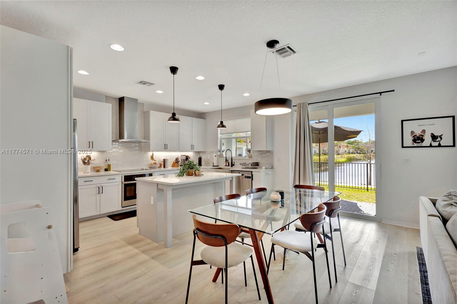 TREVI ISLE - Residential Lease