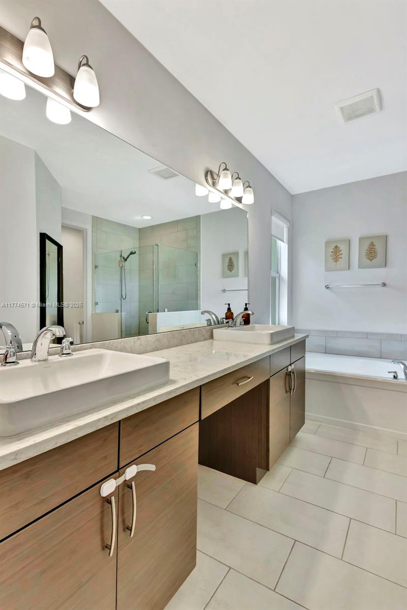 TREVI ISLE - Residential Lease