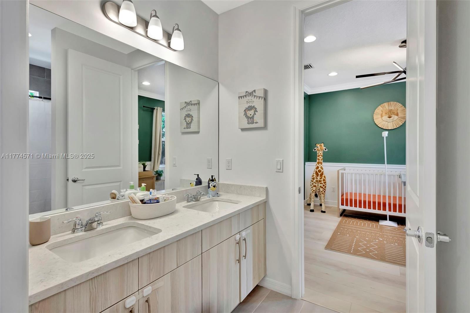 TREVI ISLE - Residential Lease