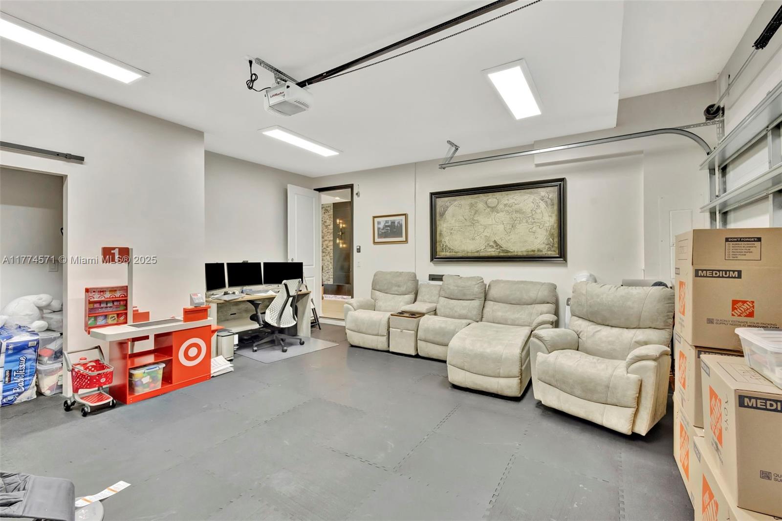 TREVI ISLE - Residential Lease