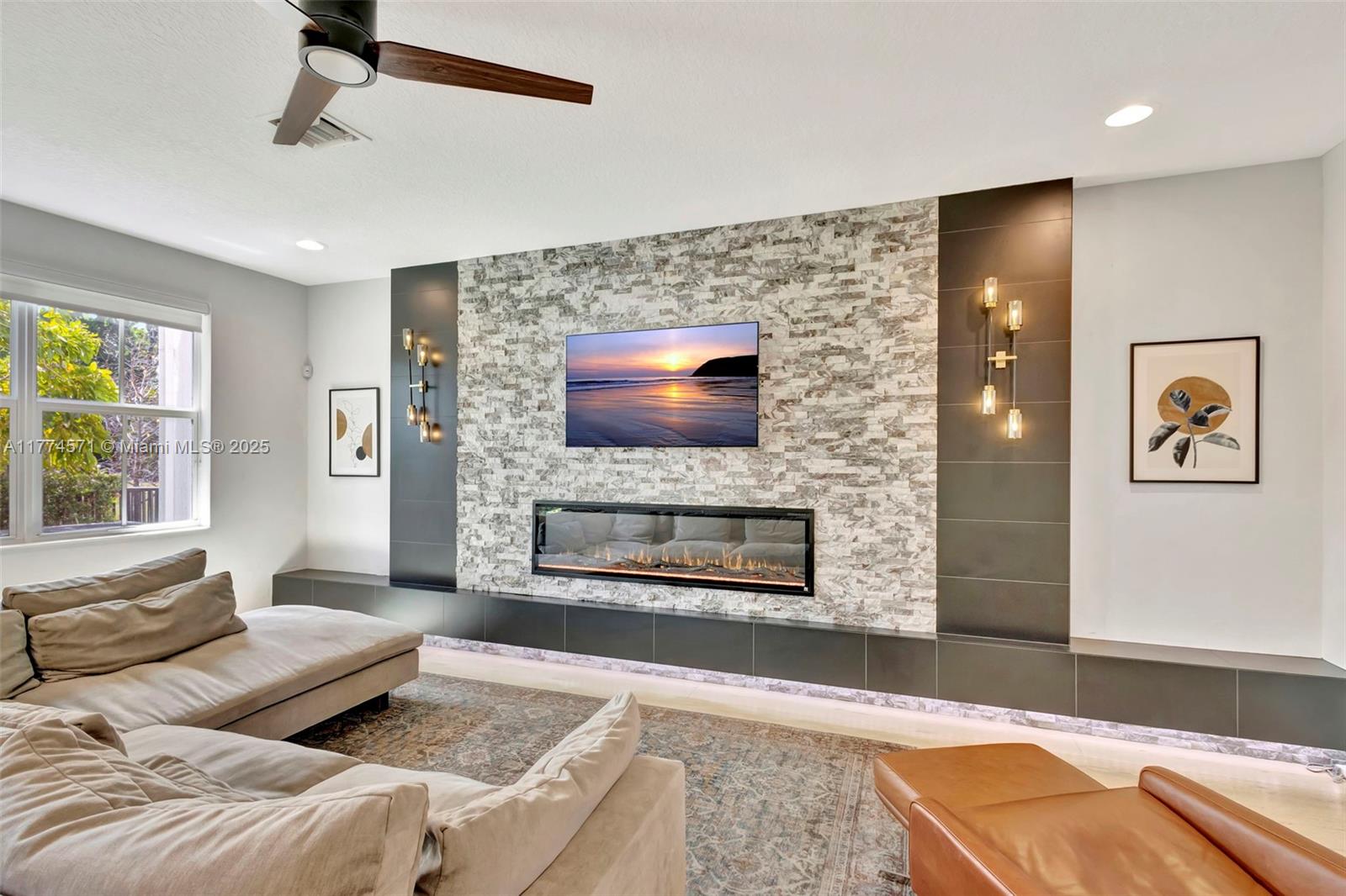 TREVI ISLE - Residential Lease