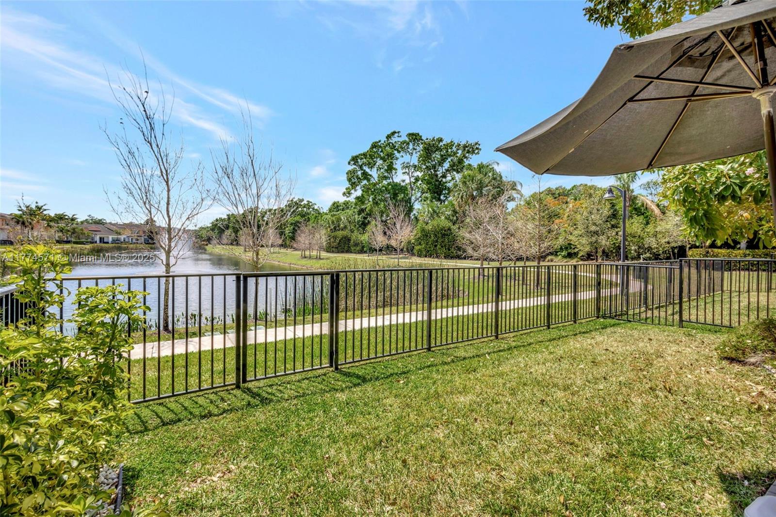 TREVI ISLE - Residential Lease