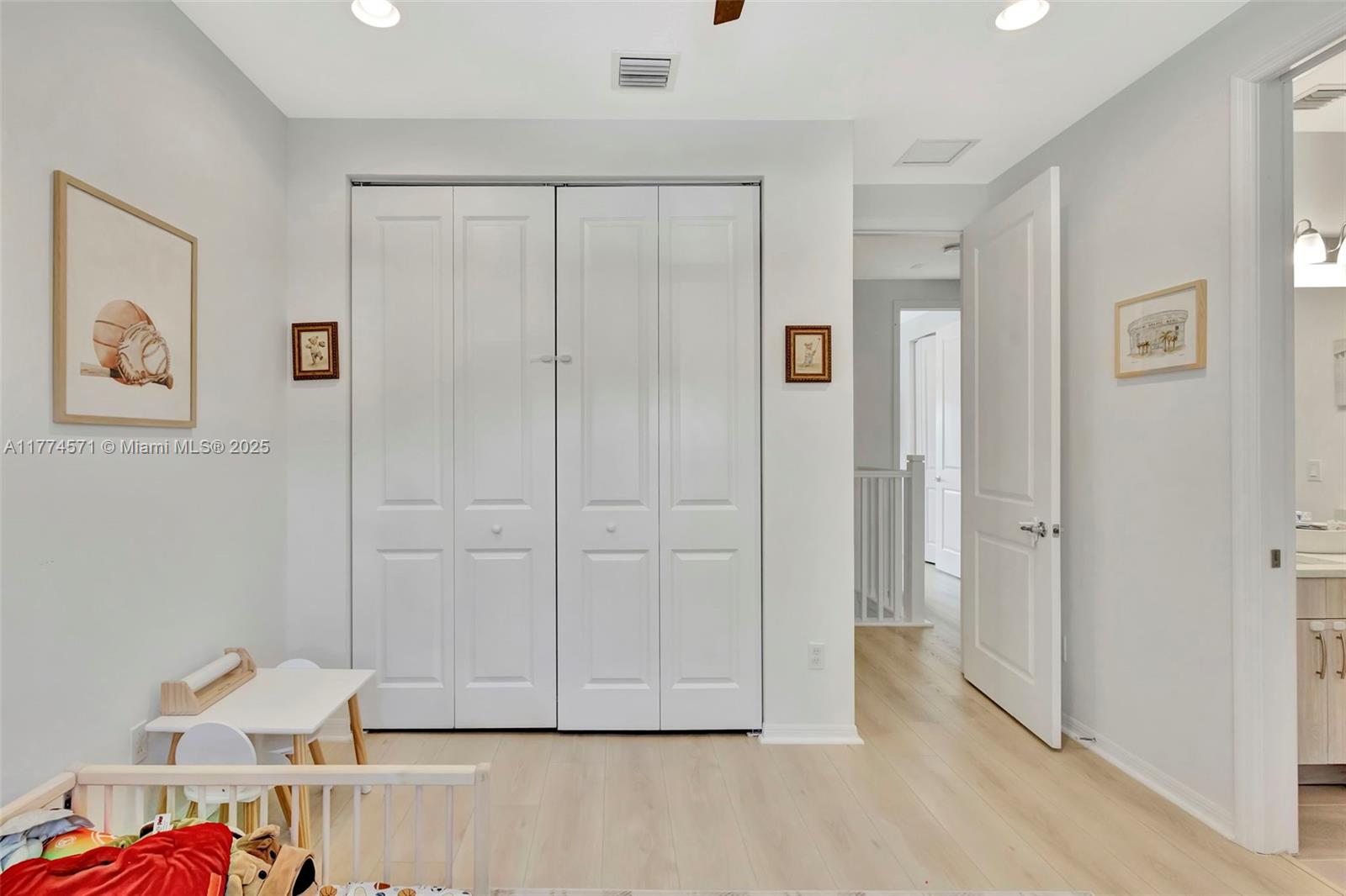 TREVI ISLE - Residential Lease