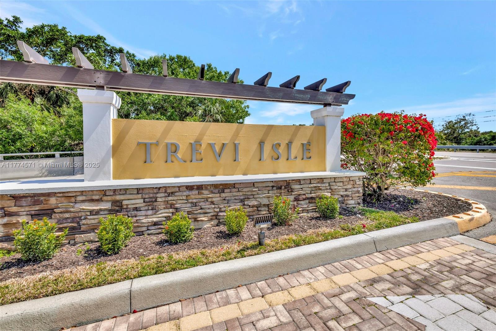 TREVI ISLE - Residential Lease