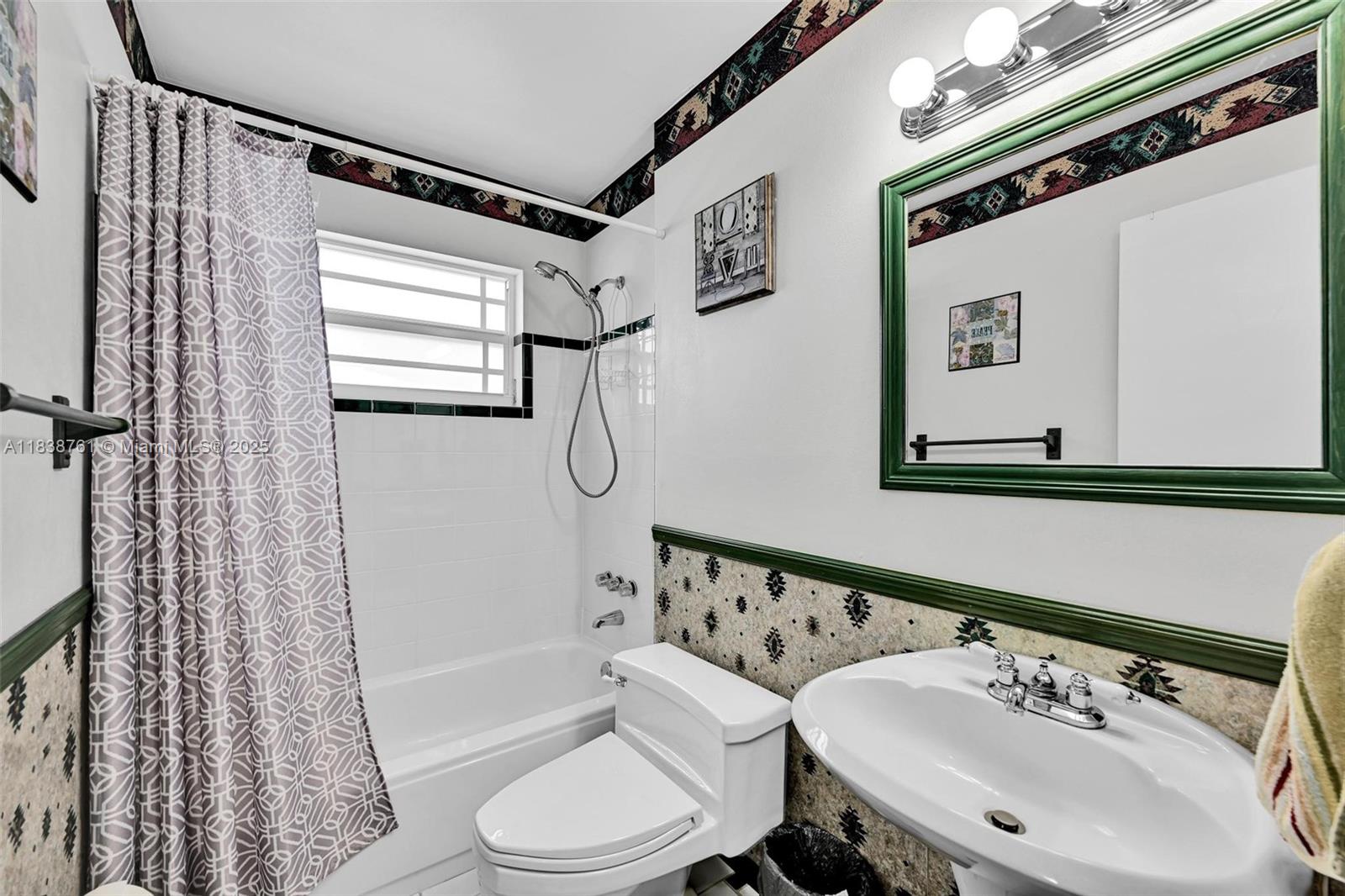 SUNRISE GOLF VILLAGE - Residential