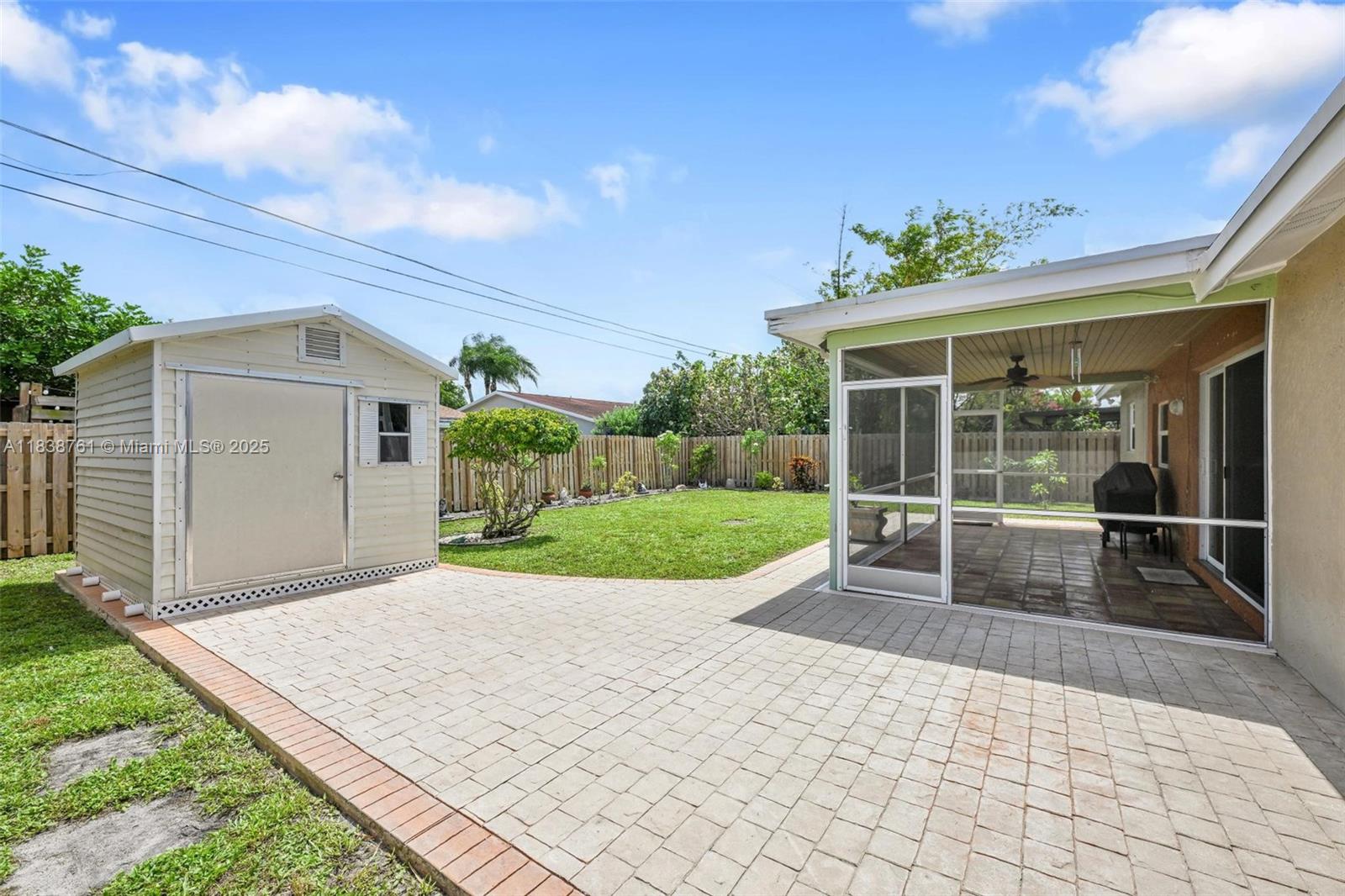 SUNRISE GOLF VILLAGE - Residential