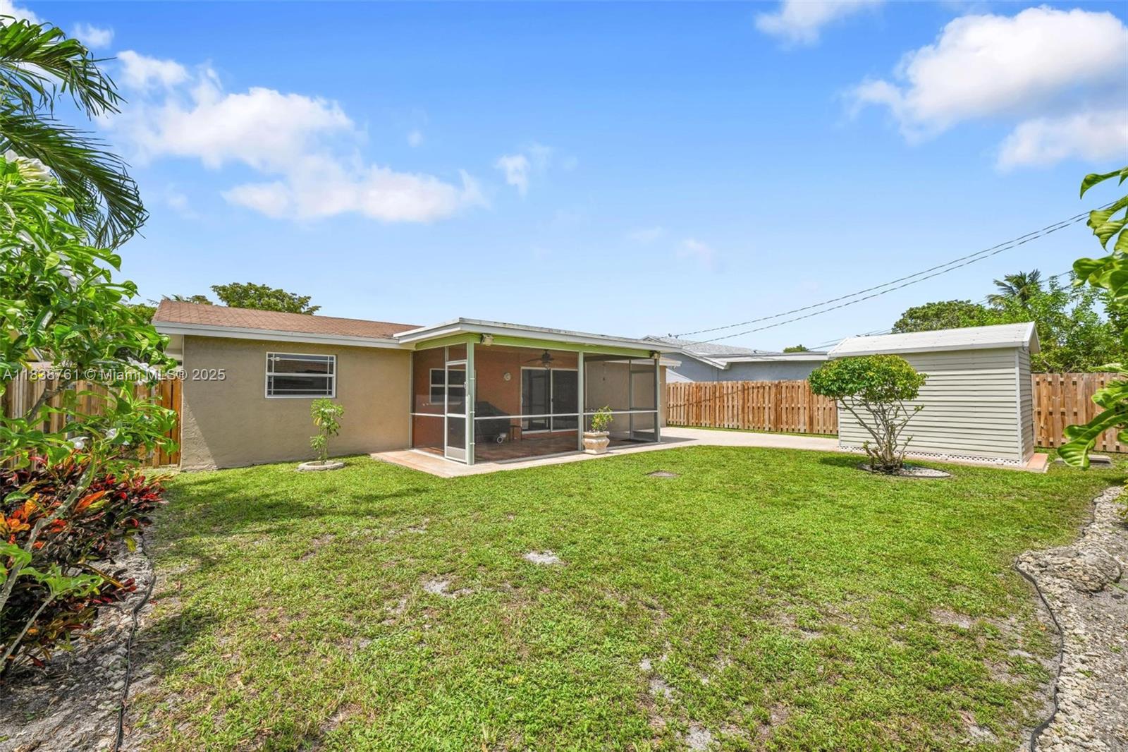 SUNRISE GOLF VILLAGE - Residential