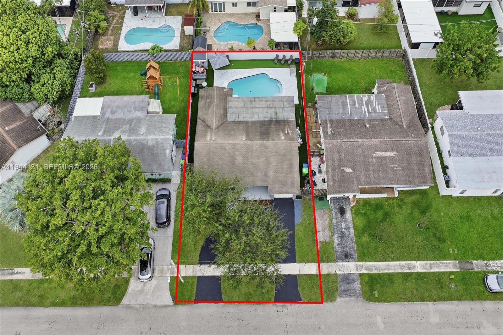 SUNRISE GOLF VILLAGE SEC - Residential