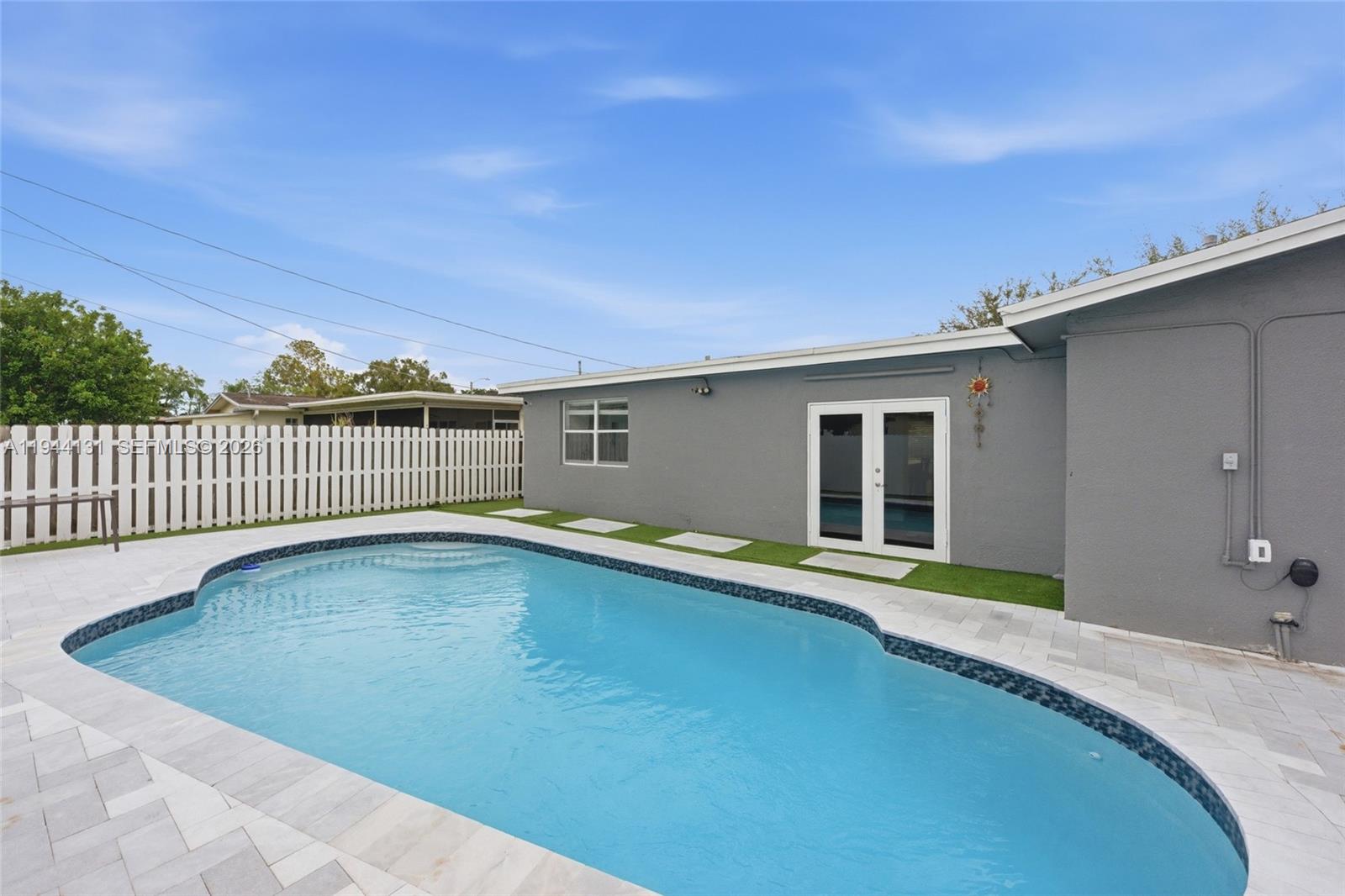 SUNRISE GOLF VILLAGE SEC - Residential