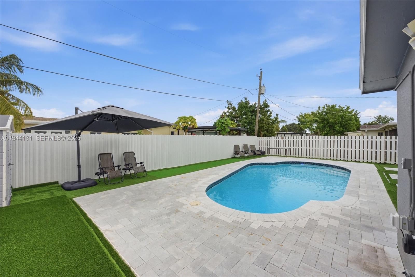 SUNRISE GOLF VILLAGE SEC - Residential