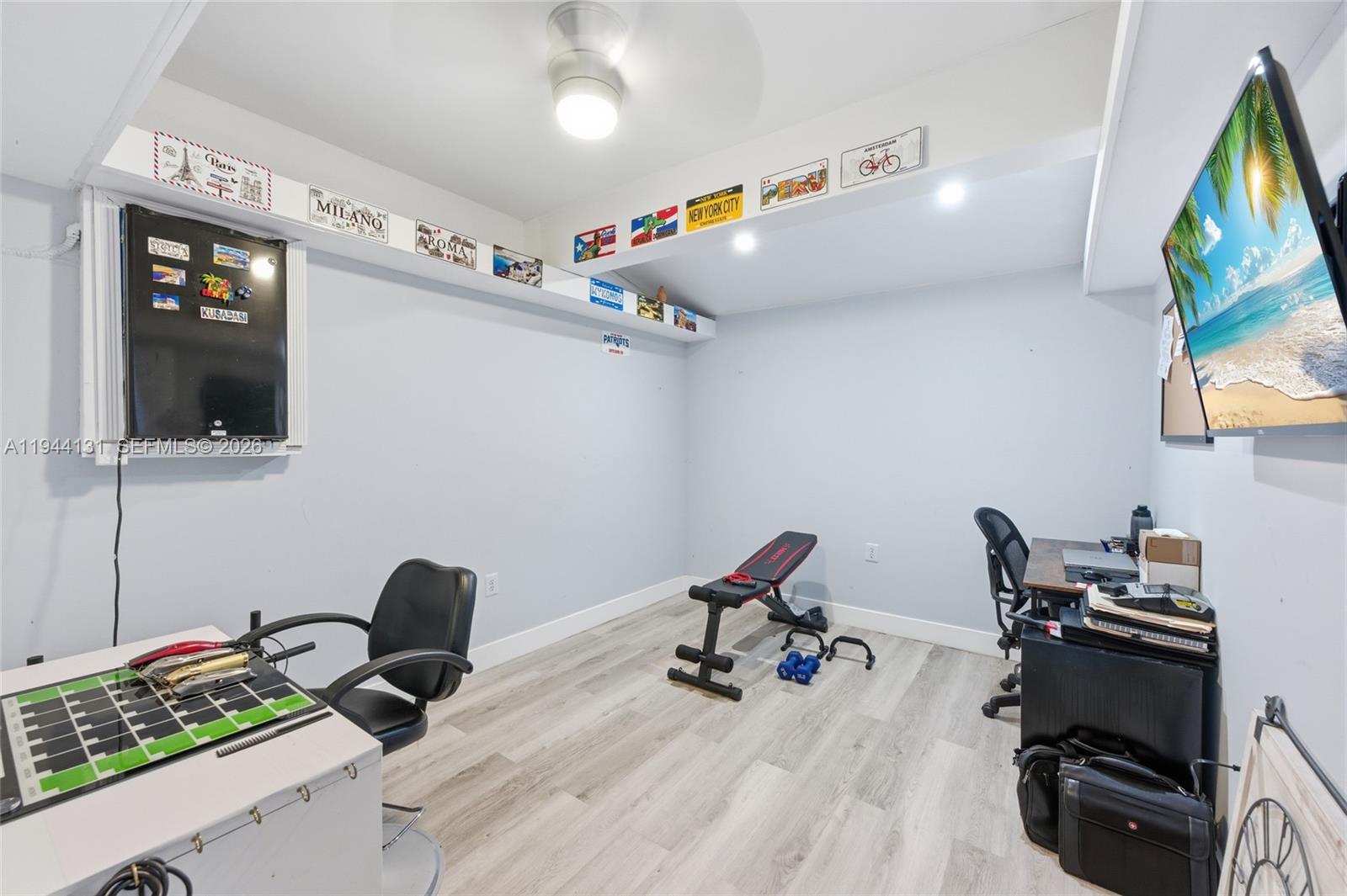 SUNRISE GOLF VILLAGE SEC - Residential