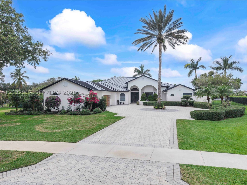 Photo of 2235 SW 105th Ter, Davie, FL 33324 (MLS # A12032017)