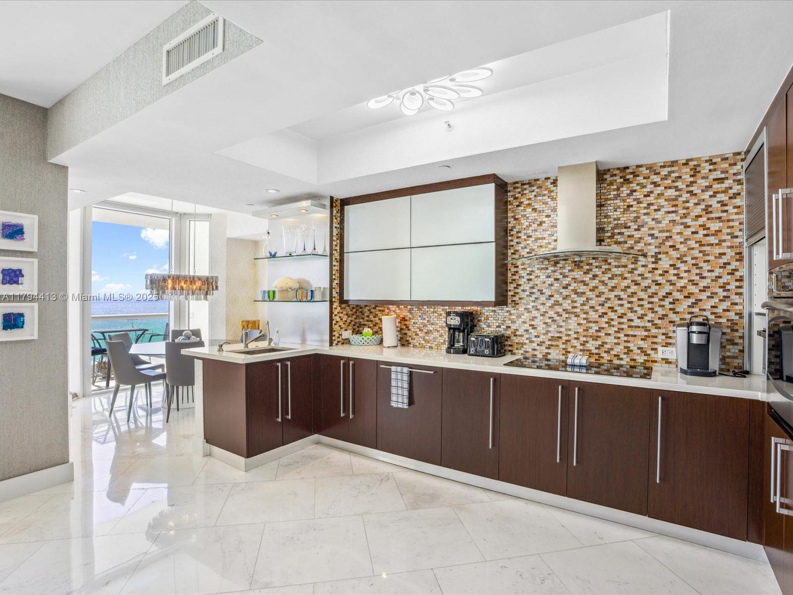 ACQUALINA OCEAN RESIDENCE - Residential