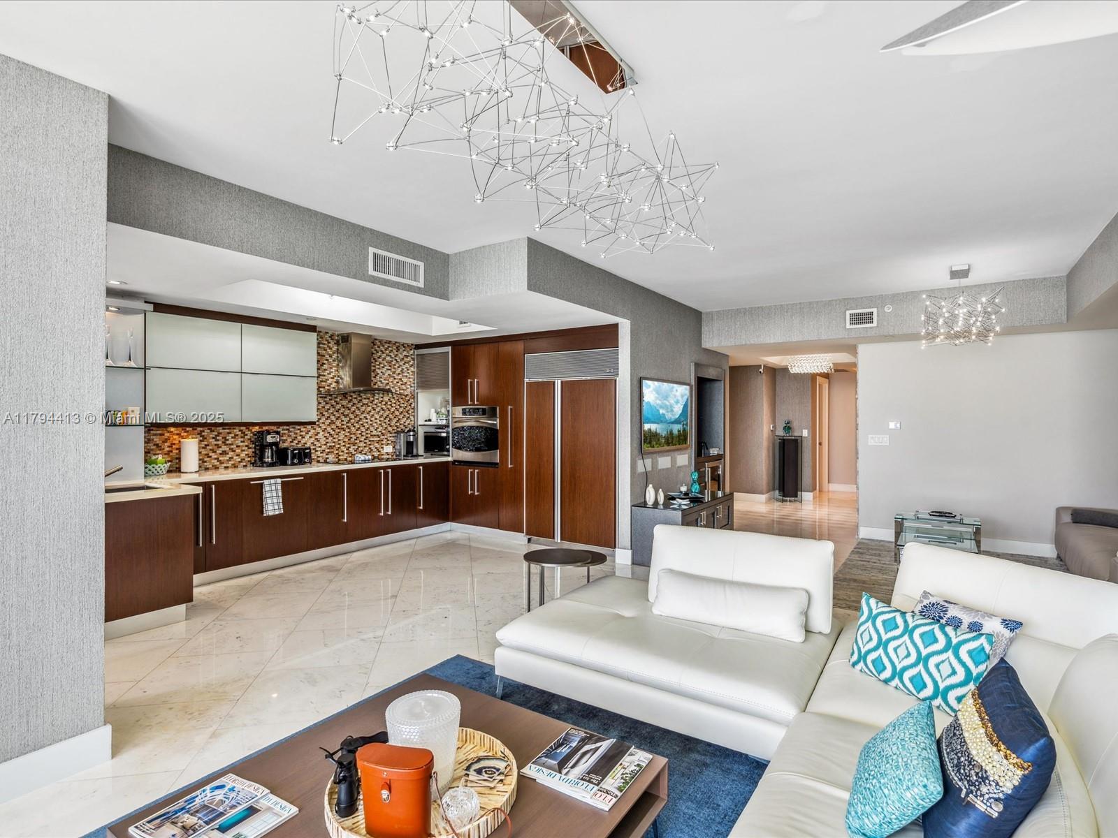 ACQUALINA OCEAN RESIDENCE - Residential